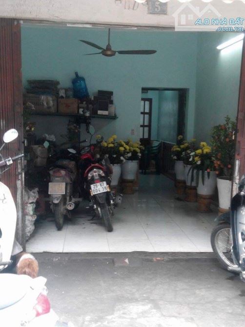 Cần bán  nhà mặt phố Thanh Yên Phúc Tân Hoàn Kiếm - Hà Nội. Đường rông  6 m gần chợ ttthôn - 1