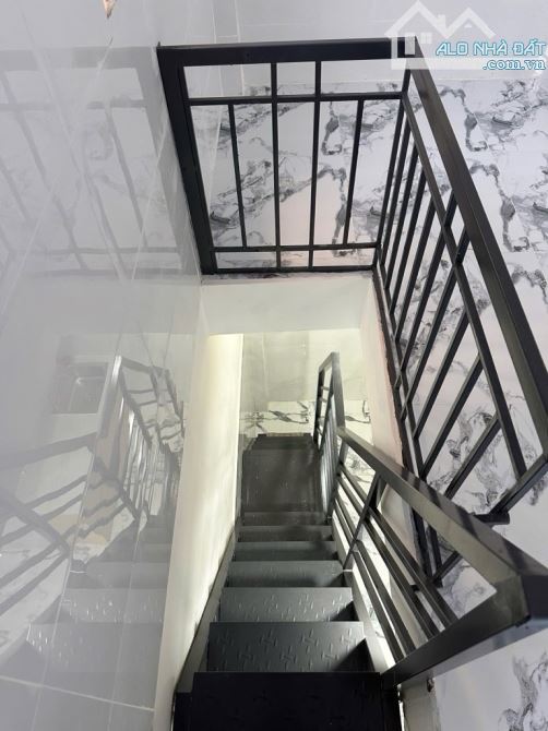 Nhà hẻm Ven Sông Xáng Quận 8, 16m2 - 1