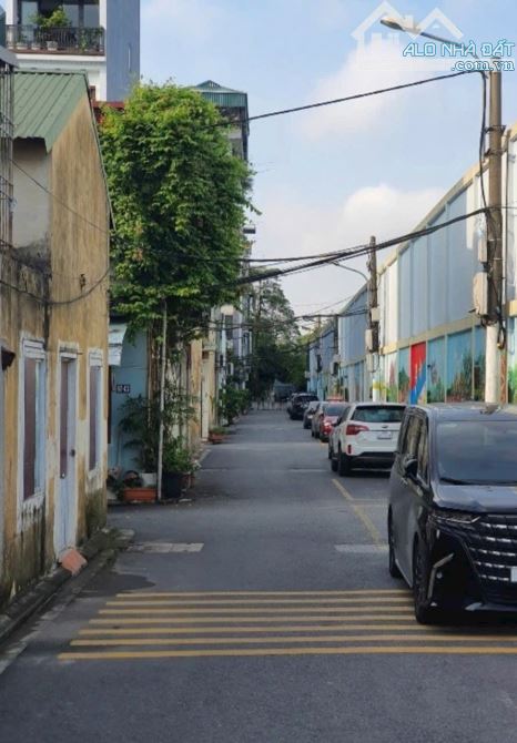 Bán nhà 5 tầng thang máy, trung tâm Long biên - 1
