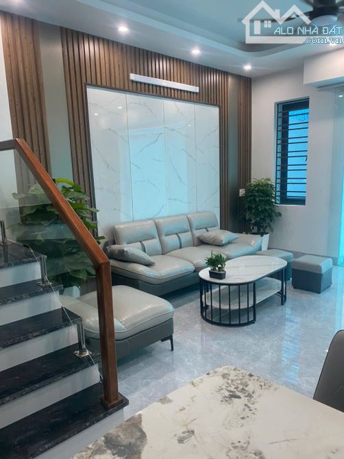BÁN CĂN NHÀ 3 Tầng ĐẸP GIÁ RẺ Ngõ Phố Tống Duy Tân TP HẢI DƯƠNG Cũ- Tp Hải Phòng Mới - 1