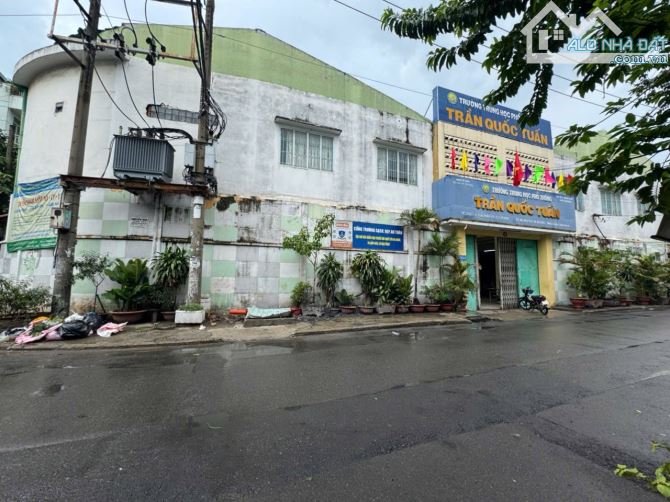 Siêu phẩm 770m2 đất đường Thái Phiên Q11 Bề ngang 37m chiều sâu 21m Giá chỉ 93 tỷ - 1