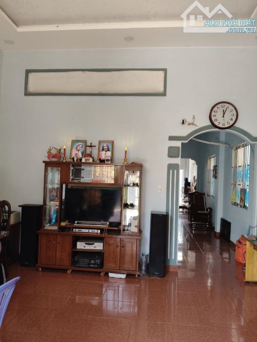 Bán nhà 2 tầng 9x22m, mt nhựa kề Nguyễn Thị Đành, Hóc Môn, hơn 7 tỷ - 1