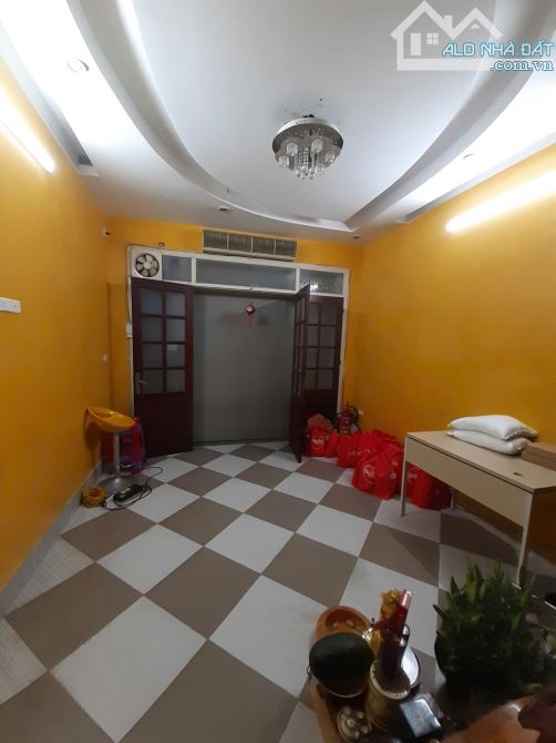 ( 16 TỶ ) BÁN NHÀ PHÂN LÔ – Ô TÔ VÀO NHÀ– NGÕ 106 HOÀNG QUỐC VIỆT– NGÕ OTO TRÁNH – 43,4M2 - 1