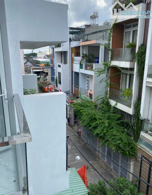🔥 GIÁ 6,1 TỈ -- 57 M2 -- NHÀ 3 TẦNG GIÁP HOÀNG HỮU NAM – HẺM XE HƠI TRÁNH - 1