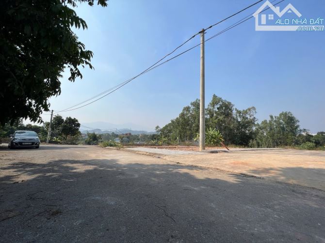 78m full thổ  Lô Góc khu TDC Vai Réo Phú Cát Quốc Oai Hà Nội - 1