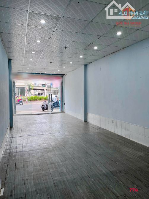 Cho thuê mặt bằng vị trí đẹp đường Phạm Văn Thuận gần Vincom Biên Hoà - 1