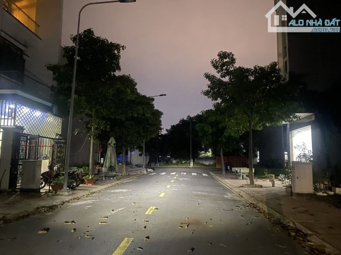 Bán nền đất KDC Lê Phong 68m2 giá 2.95 tỷ giá rẻ đầu tư dân cư đông đúc - 1