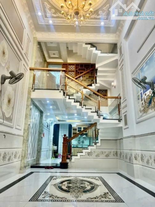 BÁN NHÀ HẺM 8M TRƯƠNG THỊ HOA,5 TẦNG, 55M2, GIÁ 7,5(TL) - 1