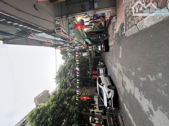 Phân lô Hoàng Quốc Việt- Kinh doanh - 1