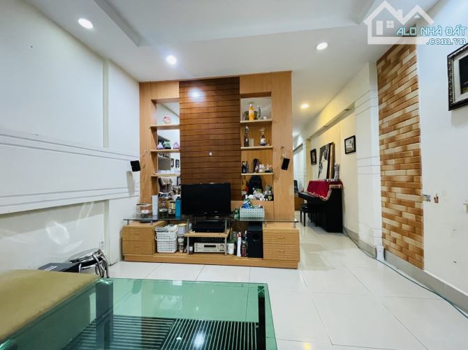 Siêu Hiếm Mặt Tiền Ngay Chợ TÂN BÌNH 4x19M 4Tầng Mới Chỉ 19 Tỷ TL - 1