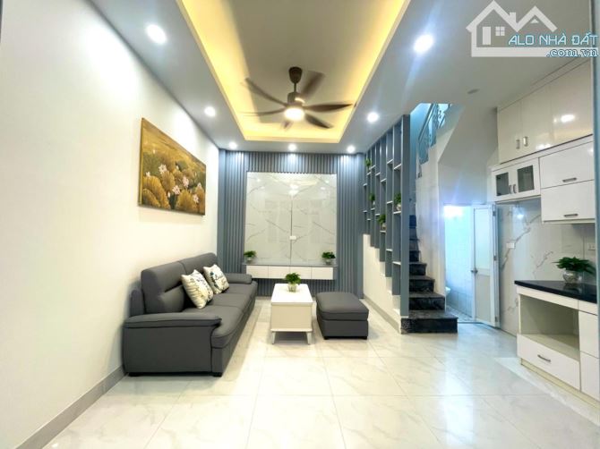 DUY NHẤT 1 CĂN NHÀ TRƯƠNG ĐỊNH - 26M2 MẶT TIỀN 4.5M - 4 TẦNG - NHỈNH 5 TỶ - Ô TÔ CÁCH 15M - 1