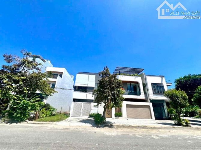 Bán Đất Đường Hồ Tùng Mậu Nối Dài, DT 235m2, đường 10m5, Đấu Lưng Đường Nguyễn Sinh Sắc - 1