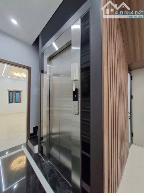 BÁN NHÀ TT HOÀNG MAI – TOÀ NHÀ LÔ GÓC THANG MÁY – DÒNG TIỀN 40TR/THÁNG-45m2. GIÁ 11,1 TỶ - 1