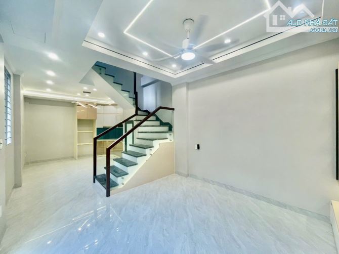 Cần bán căn nhà xây mới Dân lập - lê chân    Diện tích 43m xây đua văng 48m 4 tầng. 4ngủ, - 1