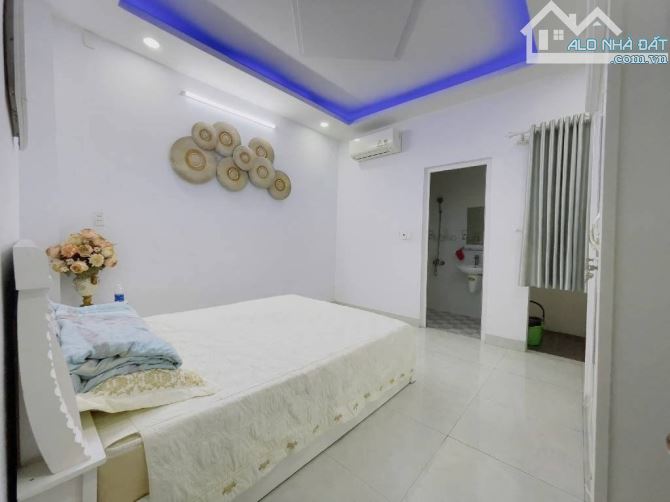 GIẢM 300 TRIỆU BÁN GẤP NHÀ PHẠM VĂN CHIÊU, GÒ VẤP,  5 TẦNG, HẺM Ô TÔ, 7 TỶ 9 - 1