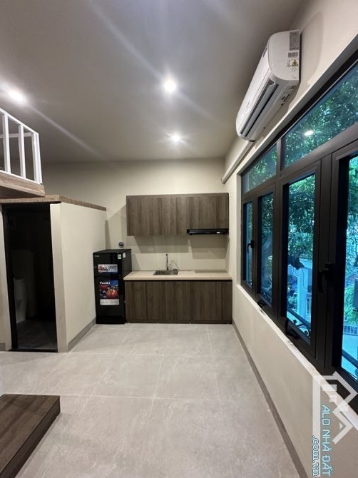 Bán CHDV Quận Ba Đình - LÔ GÓC, THANG MÁY - 61m2, 6 Tầng - 15 Phòng - 14,2 Tỷ - 1