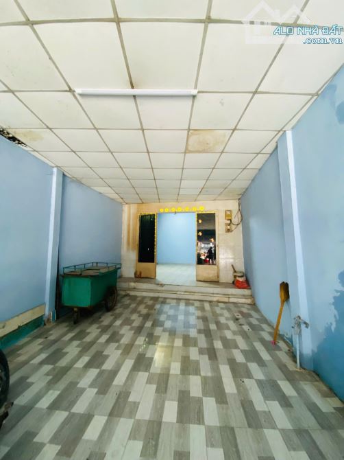 Bán mặt tiền Nguyễn Duy Trinh, Long Trường, Quận 9, 123m2, 11.9 tỷ TL - 1
