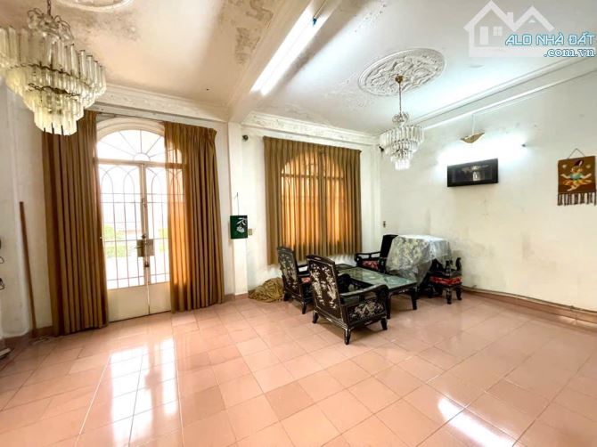 HIẾM NGANG LỚN (7 x 15) 3Tầng (7P ngủ) hẻm Xe Tải thông, gần MẶT TIỀN đường Lê Quang Định - 1