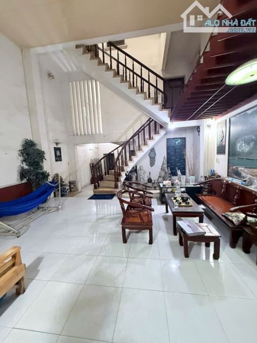 🔥SIÊU PHẨM - MẶT TIỀN Q1 - NGANG LỚN 6m HIẾM CÓ - 130m2 - 4 TẦNG BTCT - 64 TỶ THƯƠNG LƯỢ - 1