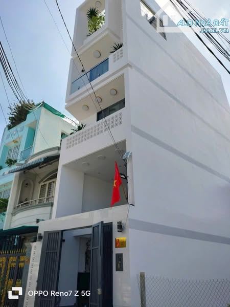 NHÀ 4 TẦNG SÂN THƯỢNG 4 X 16M2 CN 64M2  HẺM XE HƠI 8M  HUỲNH THIỆN LỘC GIÁ 7.5 TỶ - 1