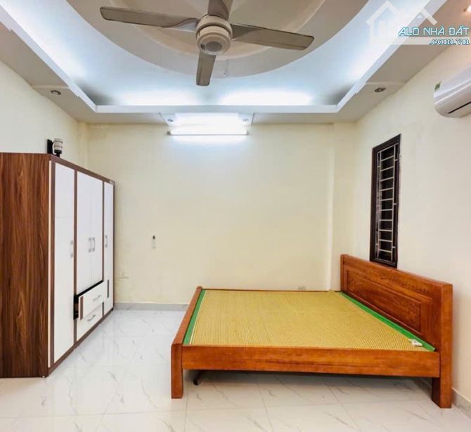 Nhanh tay tậu nhà  đẹp chỉ nhỉnh hơn 6 tỷ-TT quận Thanh Xuân -Khương Hạ  33mx 6T-ở-Thuê - 1