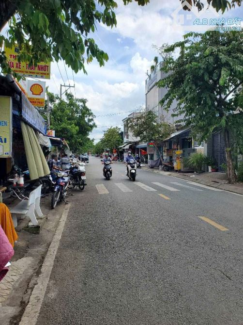 Bà Điểm (HM) bán lô đất 8x30 MT đường Thái Thị Giữ gần ngã tư Bà ĐIểm giá 15,5tỷ - 1