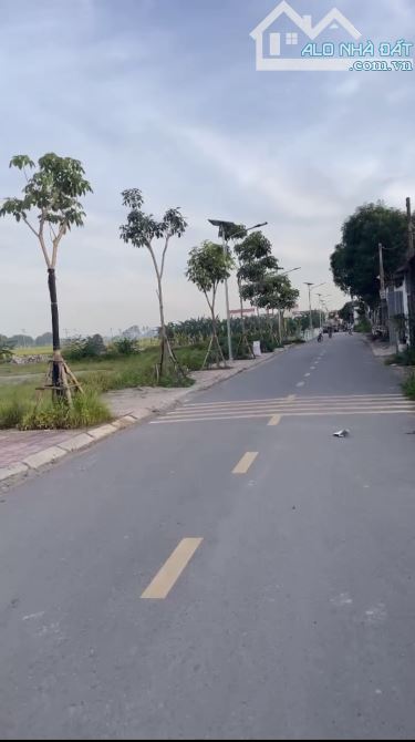 Bám đất mặt đường kinh doanh đỉnh, liên xã liên thôn sổ đỏ hoa hậu, giá đầu tư - 1