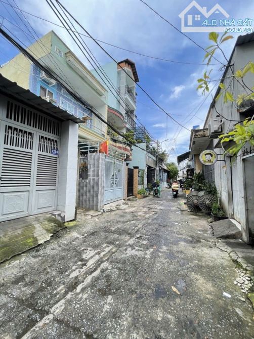 Đông Hưng Thuận (TTN-Q.12) bán nhà 3 tầng 4x27 3PN HXH thông gần Trường Chinh giá 7,15tỷ - 1
