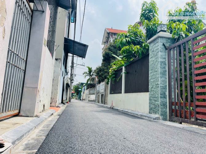 Siêu phẩm Nhà 2 Tầng 1 Tum , Chỉ Nhỉnh 5 Tỷ 🏡✨ - 1
