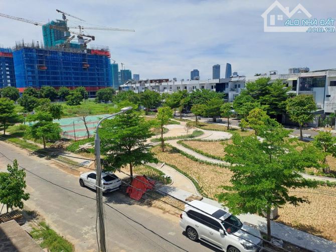 Biệt thự Marina kiệt tác bên bờ sông Hàn, biểu tượng đẳng cấp nhà đầu tư thành đạt - 1