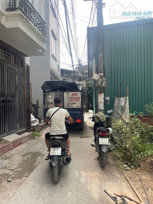 BÁN NHÀ PHỐ QUANG TIẾN, NAM TỪ LIÊM,NHÀ LÔ GÓC,Ô TÔ ĐỖ CỔNG,FULL NỘI THẤT,DT 30M2 - 1