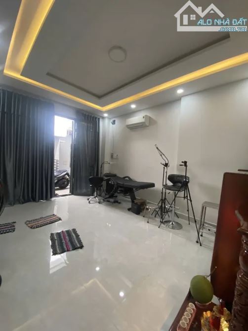 🔥 BÁN GẤP! NHÀ PHỐ TRẦN HƯNG ĐẠO - NHỈNH 6 TỶ - TIỆN NGHI HIỆN ĐẠI! 🔥 - 1