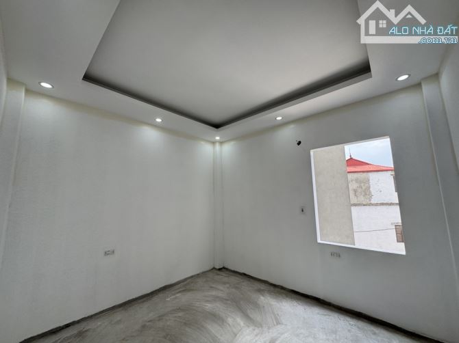 NHÀ PHỐ KHƯƠNG ĐÌNH-NGÕ Ô TÔ-GẦN PHỐ-KINH DOANH-75M2-2 TẦNG-16TỶ - 1