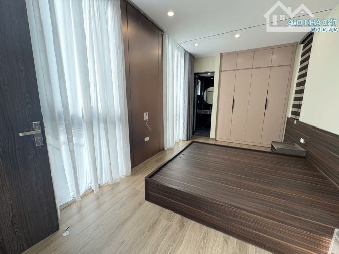 BÁN NHÀ ĐẸP – GIÁ TỐT TẠI THẠCH BÀN, LONG BIÊN,DT: 35M2, GIÁ: 8 TỶ - 1