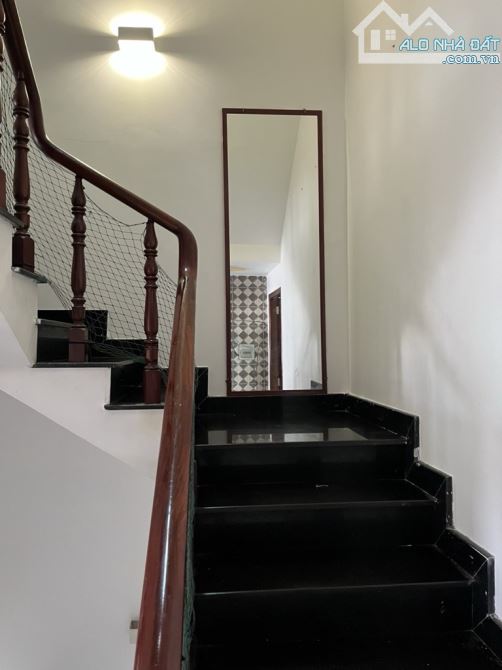 NHÀ BÁN: KHU PHÂN LÔ HOÀNG DIỆU 2_ 4 TẦNG, 60M2_ KHÔNG GIAN YÊN TĨNH, SẠCH SẼ_ GIÁ 10 TỶ - 1