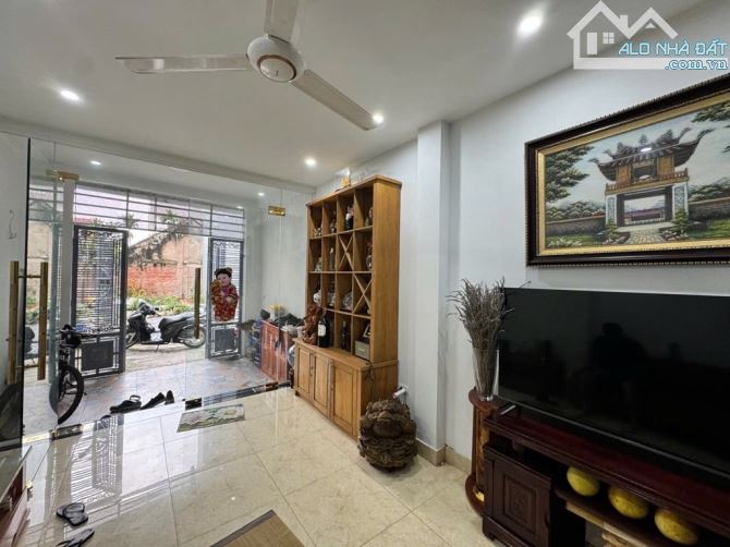 BÁN NHÀ ĐẸP_ĐÔNG DƯ, BÁT TRÀNG – ĐỦ CÔNG NĂNG – Ô TÔ ĐỖ CỔNG - 48m2, 6,8 Tỷ - 1