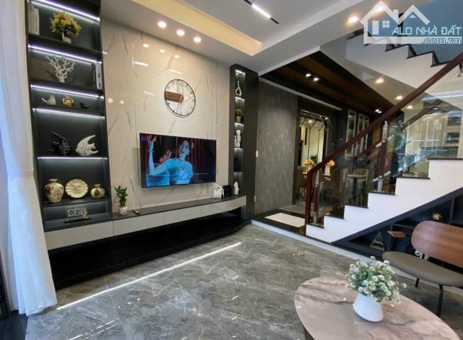 📌📌📌LÀM VIỆC TRỰC TIẾP GIÁ TỐT !!!bán Nhà 3 tầng  k251 Thái Thị Bôi🌾🌾 - 1