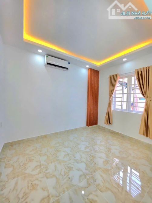 Bán nhà sổ hồng riêng hẻm 1716 Huỳnh Tấn Phát, NB, DT 5 x8m. 1 lầu. Giá 3,25 tỷ - 12