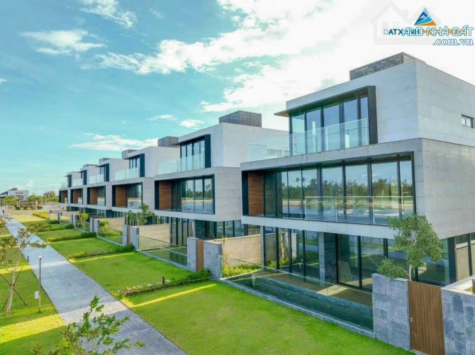 BIỆT THỰ MẶT SÔNG 4* TÔN VINH ĐẲNG CẤP CHỦ NHÂN SỞ HỮU - 2 MẶT TIỀN ĐẸP NHẤT KHU - 12
