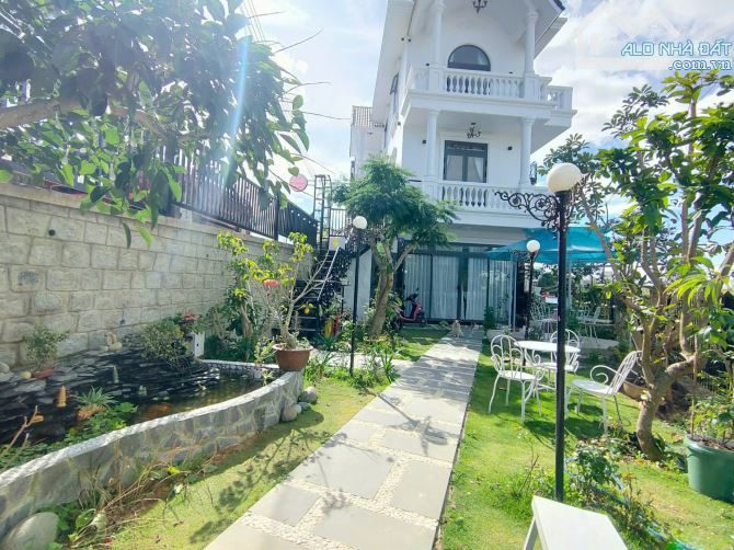 Bán gấp villa CAO CẤP Mũi tàu 2MT Lý Nam Đế -  P8 Đà Lạt - Gía rẻ chỉ 23 tỷ - 13