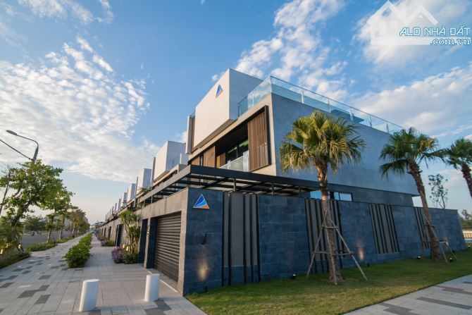 BIỆT THỰ MẶT SÔNG 4* TÔN VINH ĐẲNG CẤP CHỦ NHÂN SỞ HỮU - 2 MẶT TIỀN ĐẸP NHẤT KHU - 14