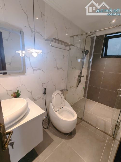 Đẳng cấp sang trọng, ngõ 409 Kim Mã, oto 20m, full nội thất thang máy, 46m2. Giá 15.5 tỷ - 14
