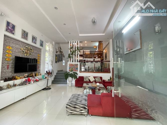 💥BIỆT THỰ CĂN GÓC 3 TẦNG – GARA Ô TÔ – TRUNG TÂM HẢI CHÂU | 100m² | 12.5 TỶ💥 - 15