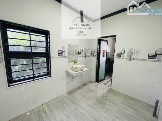 Bán Đất Tặng Căn Nhà Mới Xây - KDC - Nhà Đẹp - 18