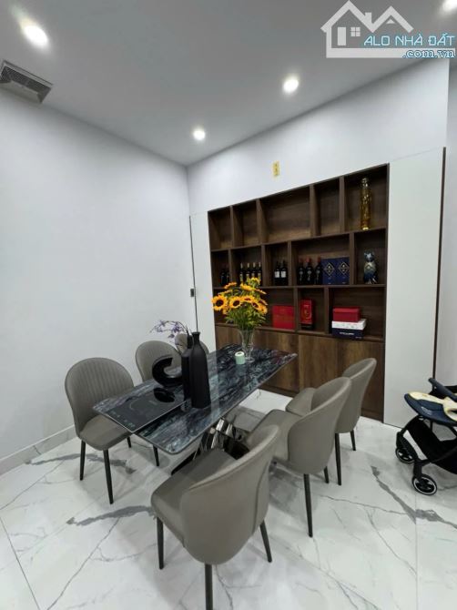 CHÍNH CHỦ CẦN BÁN BIỆT THỰ ĐƯỜNG TRẦN SÂM GIÁ SIÊU YÊU CHO MỘT SIÊU PHẨM CHỈ 19,5 TỶ - 20
