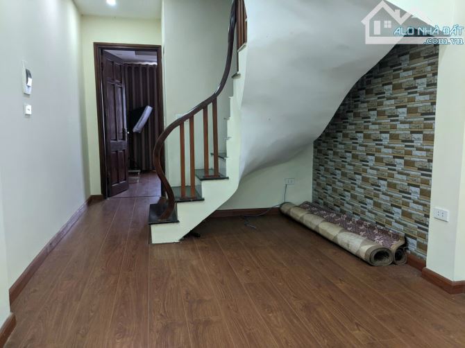 cho thuê nhà riêng Đại Linh, Trung Văn. 5 Tầng, 5 Phòng ngủ, 12 triệu - 2