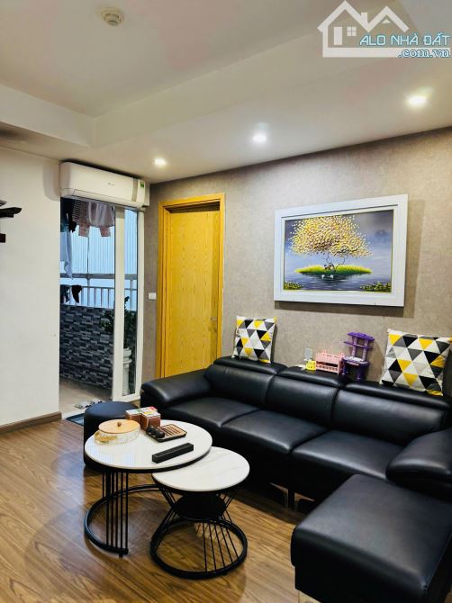 Bán căn 54m 2 ngủ 2 vs Mipec Kiến Hưng, tầng view đẹp, sổ đỏ chính chủ, giá hơn 3 tỷ - 2