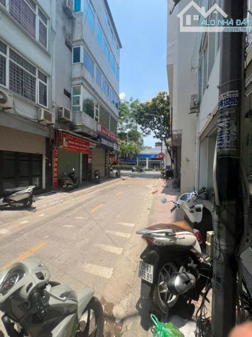 Bán gấp nhà phố nguyễn văn cừ long biên giá 23,5 tỷ. - 2