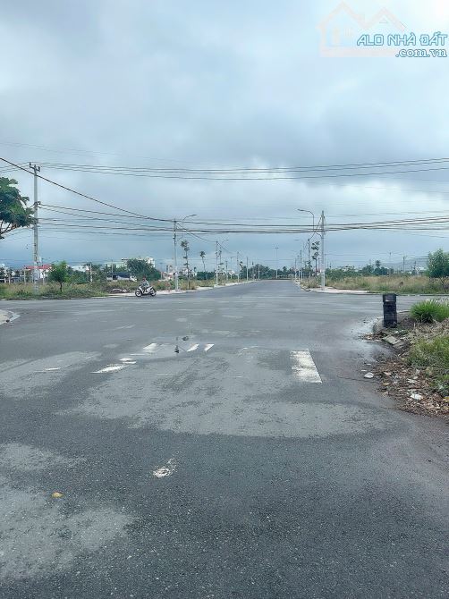 Đất KĐT Phú Ân Nam Diên An Diên Khánh dt 120m2 ngang 6m vỉa hè rộng 3m - 2