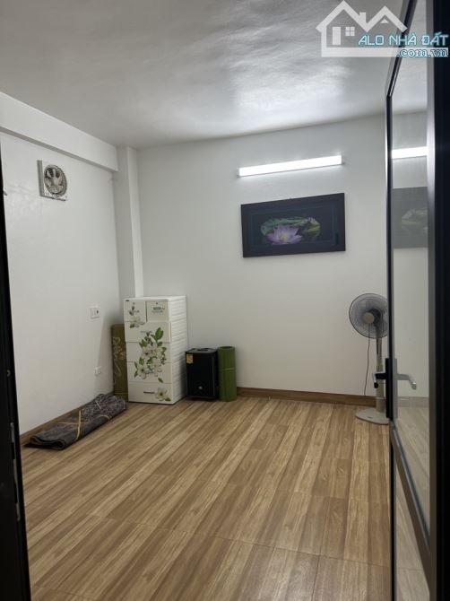 🏡 BÁN NHÀ 3 TẦNG – LÔ ĐẤT NỞ HẬU – NGÕ NÔNG, SÁT TRƯỜNG HỌC- VÀI BƯỚC CHÂN RA TRỤC KD - 2